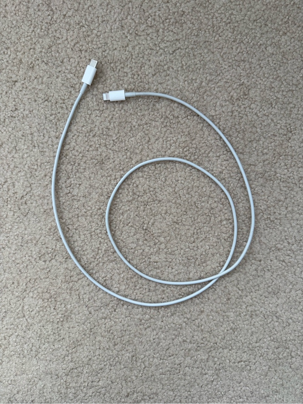 Apple White Lightning to USB-C Charging Cable